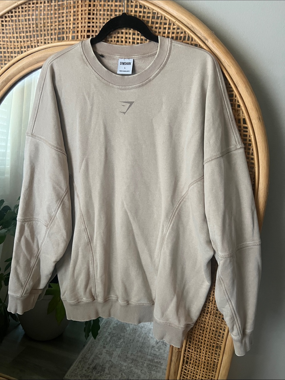 Gymshark Women’s Heritage Washed Crew- Desert Beige/ L